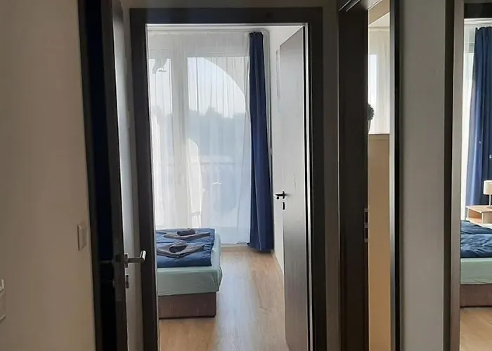 Apartman Alinda 2 *